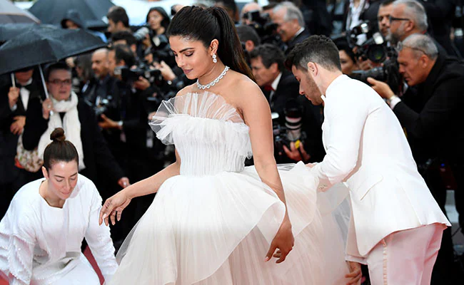 Priyanka Chopra's look at the Cannes 2019 red carpet was breathtakingly beautiful. (Image: Instagram)