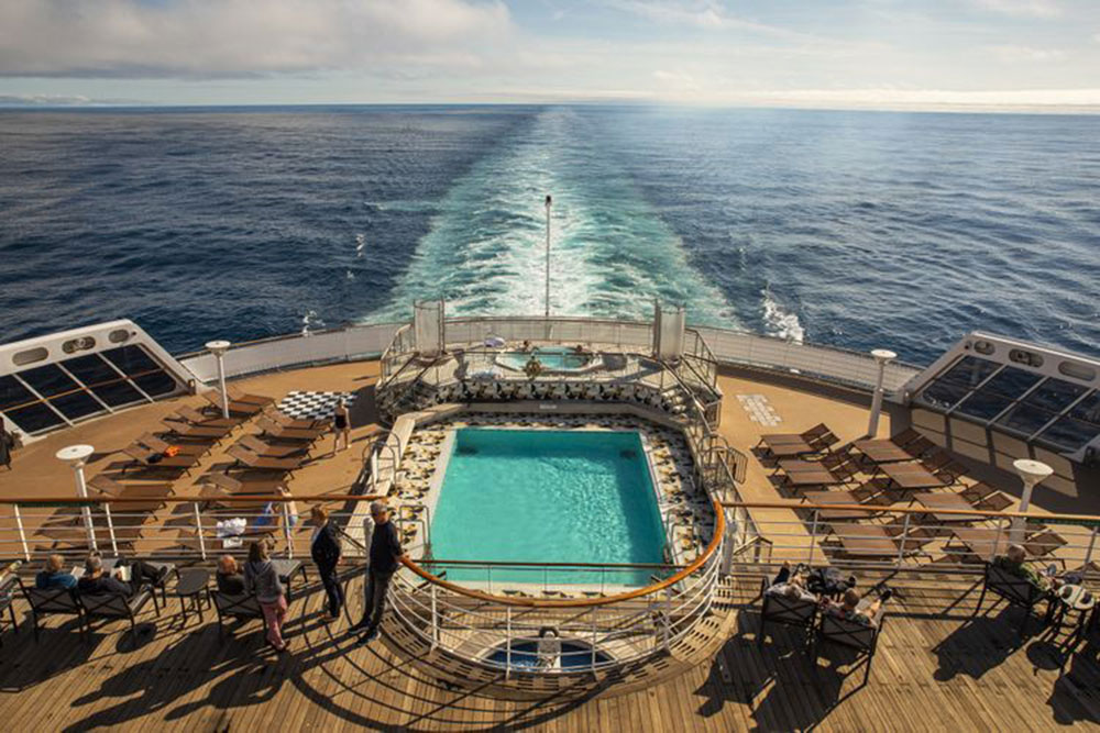 Queen Mary 2