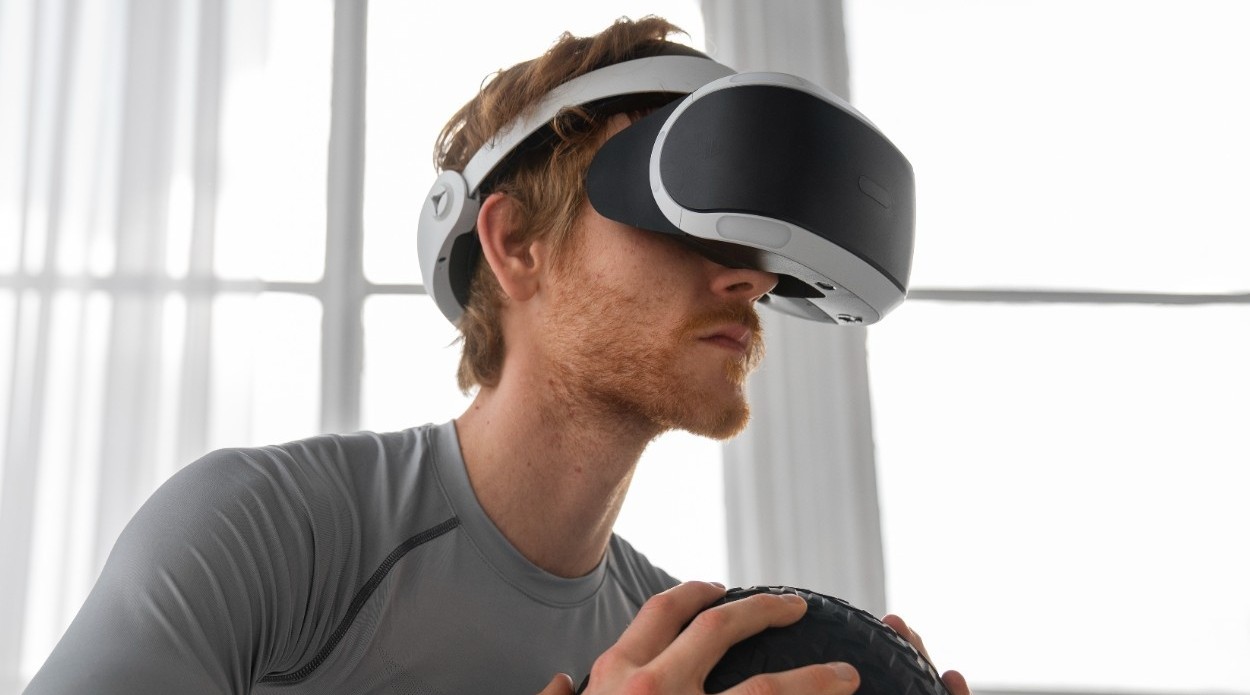Discover The Top 5 Most Extravagant Virtual Reality Headsets