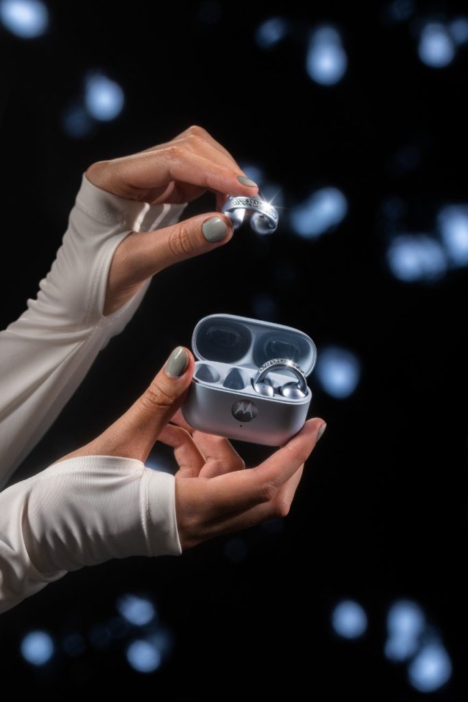 The exclusive collection introduces the Swarovski-studded Razr and Buds Loop in Pantone Ice Melt, blending technology with timeless glamour