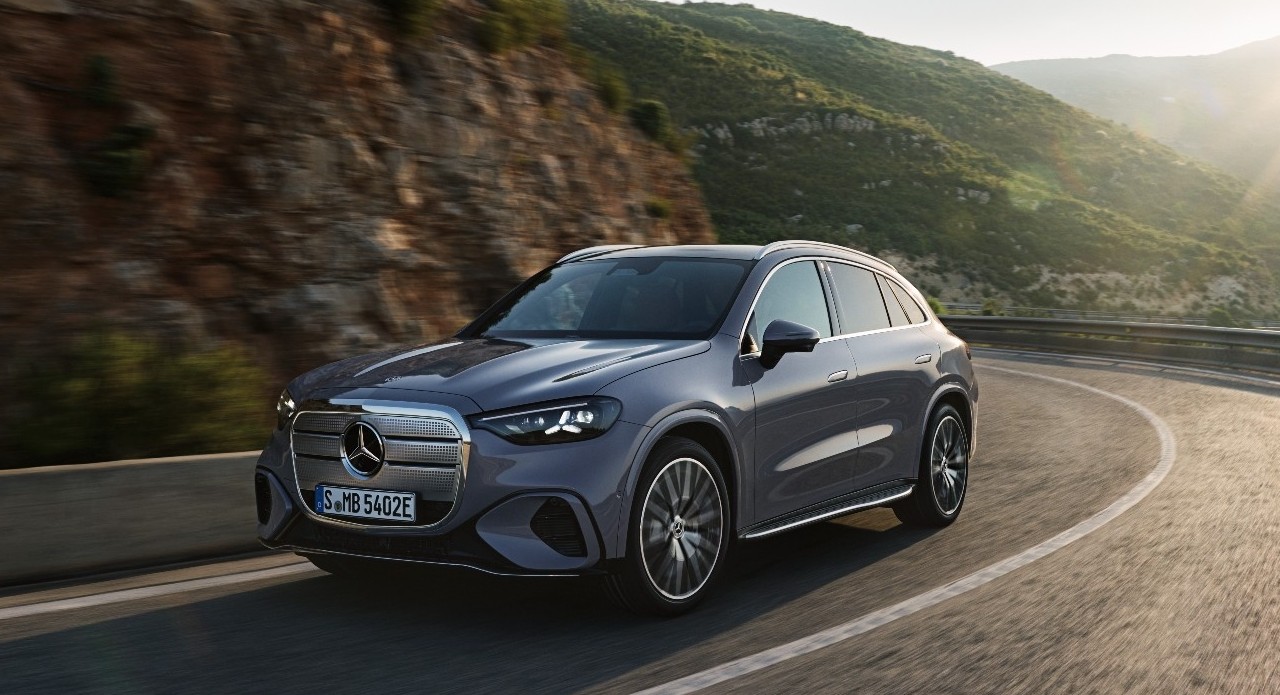 The all-new seamless MBUX HYPERSCREEN is the largest display unit from Mercedes-Benz to date
