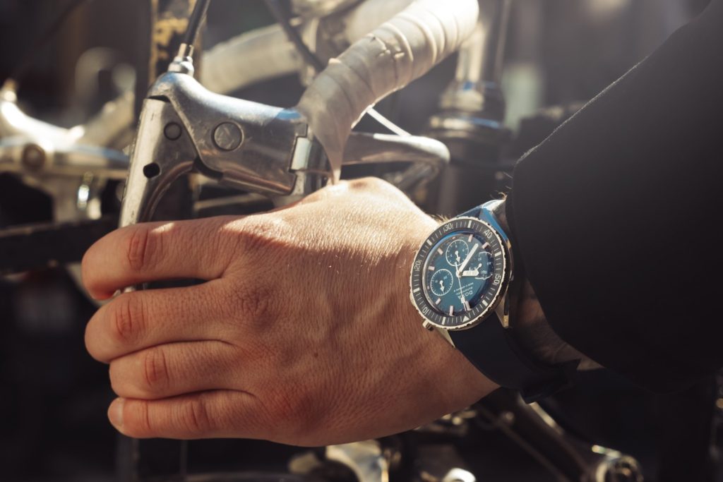 At Outlook Luxe, we’ve handpicked seven watches that balance style and function, and are priced without burning a hole in your pockets
