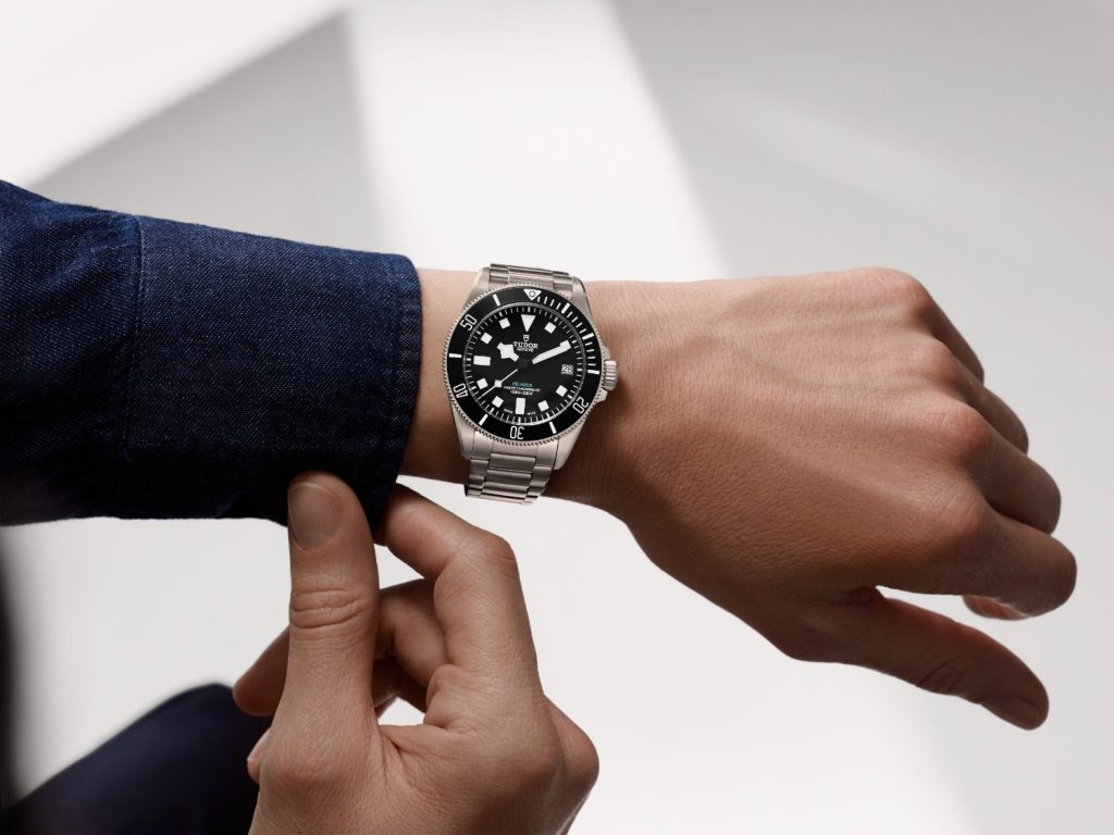 Twice as strong, and at least 45% lighter than steel, titanium is safe for those with sensitive skin as it does not contain nickel making it perfect for crafting high-quality timepieces
