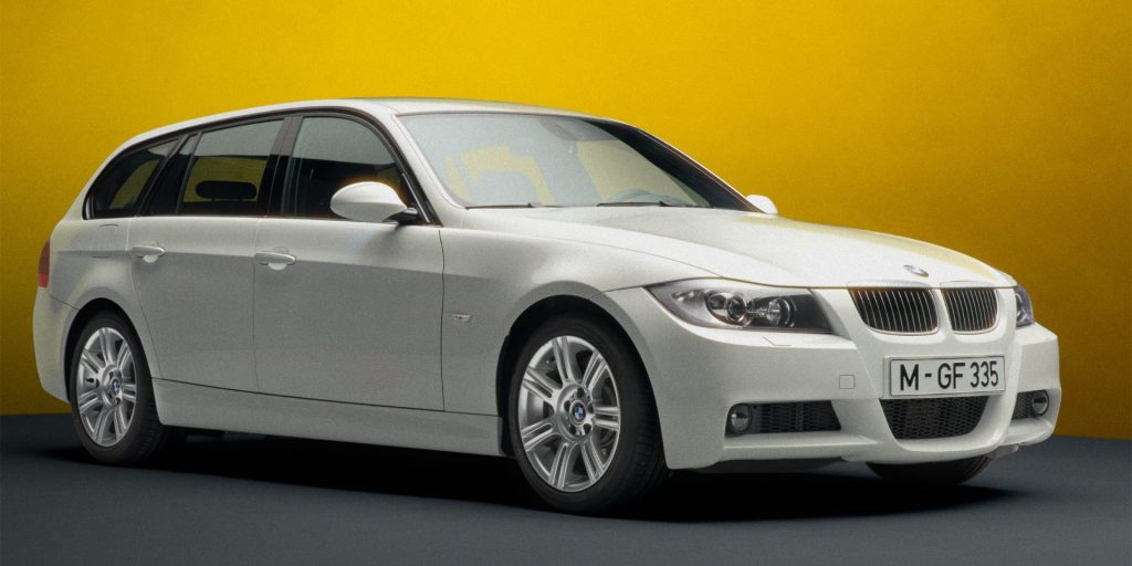 BMW’s Cluster Architecture platform is entirely made out of three materials – steel, aluminium, and carbon fibre, and first debuted on the current generation 7 Series and has been the base for all latest BMW models