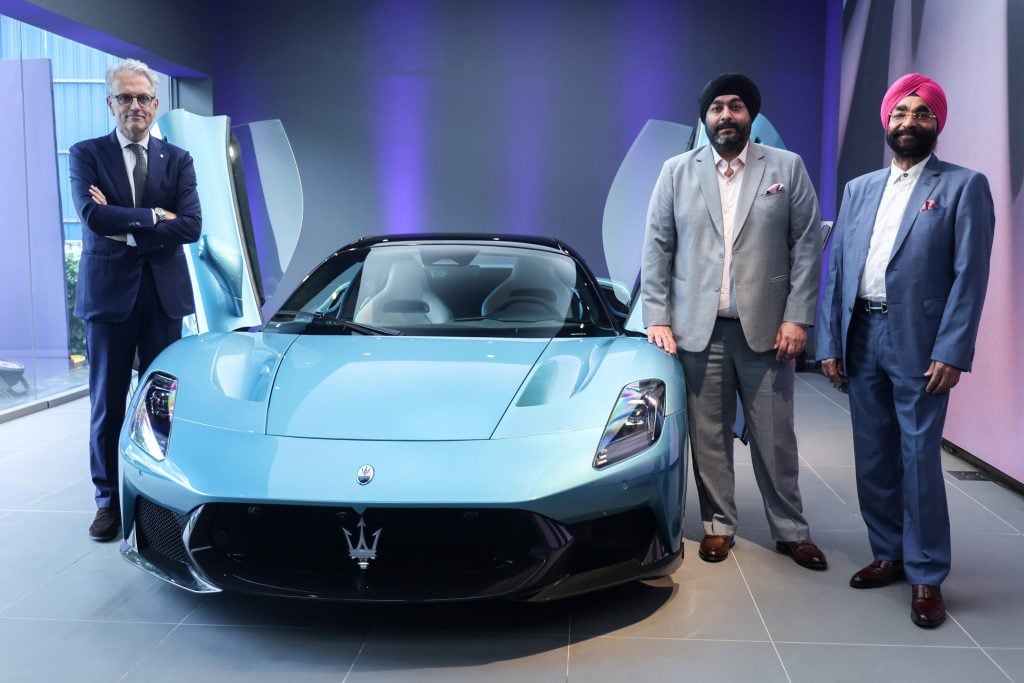 After captivating the international audience at the Goodwood Festival of Speed last July, Maserati now brings its new icon to India: the all-new MCPURA, available in coupé and cabrio