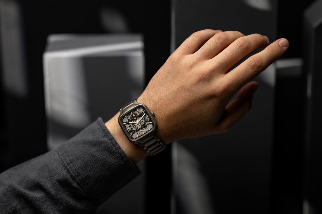Ceramic In Luxury Watches: Where Cutting-Edge Material Meets Timeless Craft