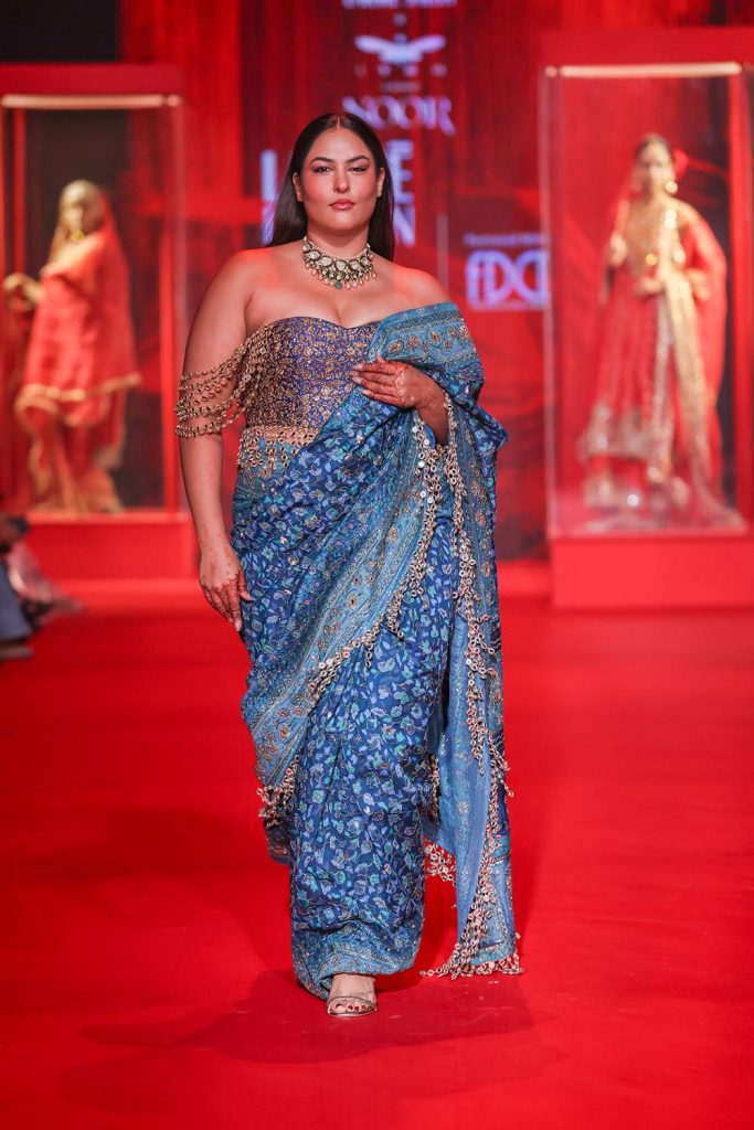 Lakmē Fashion Week X FDCI: Showstopper Tabu Carries ‘noor’ Of A Bride In ITRH And Lakmé Salon’s Collaboration