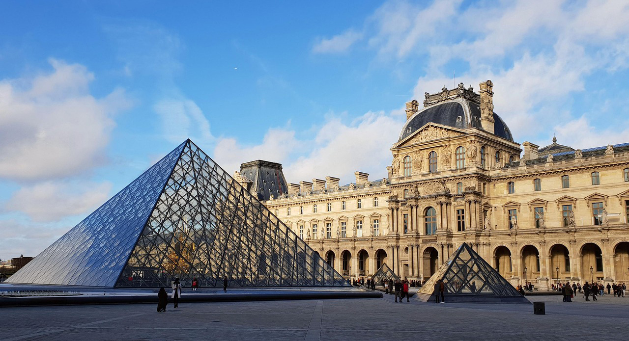 Louvre-Museum Heist Brings Focus On These World-famous Robberies