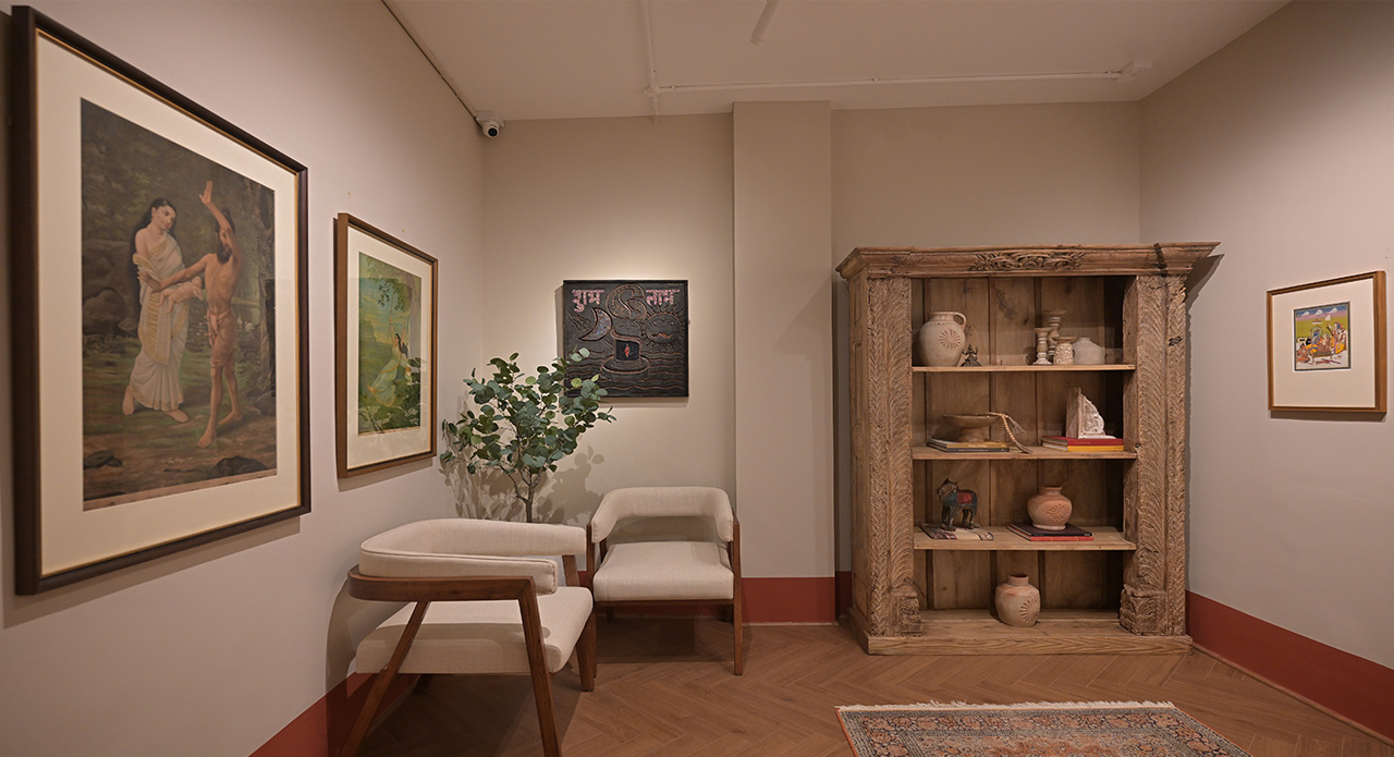 Inside Kalaakar: How A Private Art Salon Is Turning Art Viewing Into An Experience