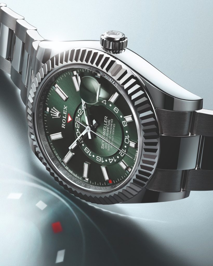 From its invention in the 1950s to the modern sapphire-integrated versions, the Cyclops remains one of Rolex’s boldest visual and functional innovations