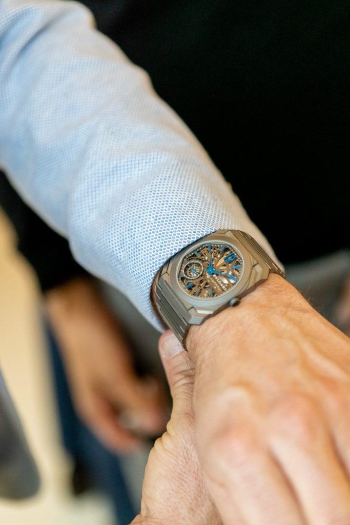 Discover the top five watch case designs every collector should know. From the timeless round case to the architectural octagon, this guide explores shapes, histories, and why these silhouettes remain icons in modern watchmaking