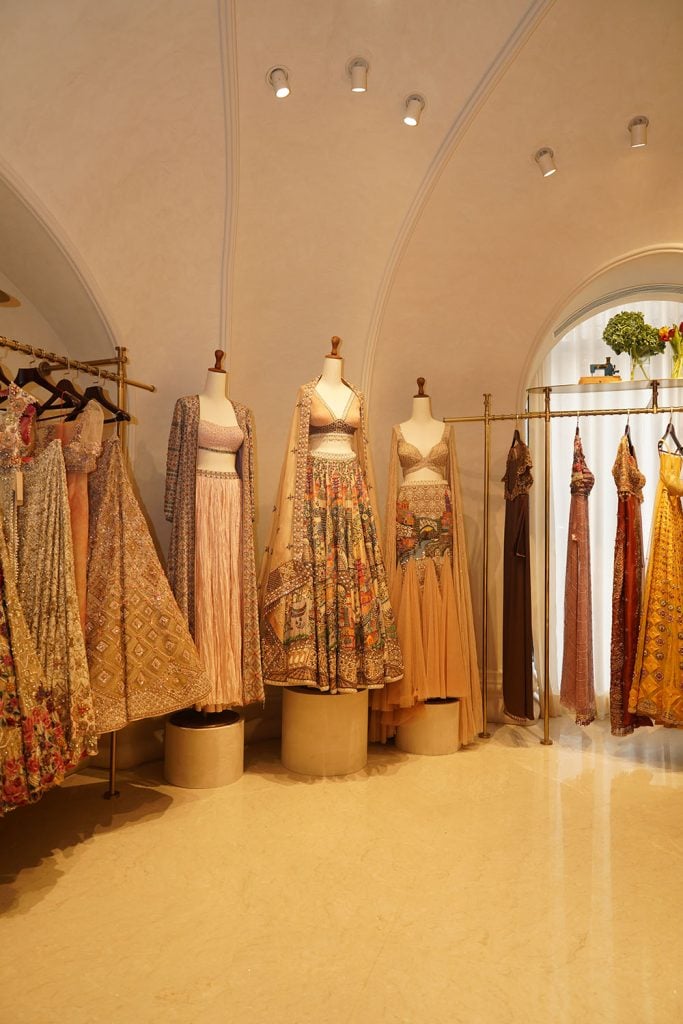bridal fashion stores in Delhi