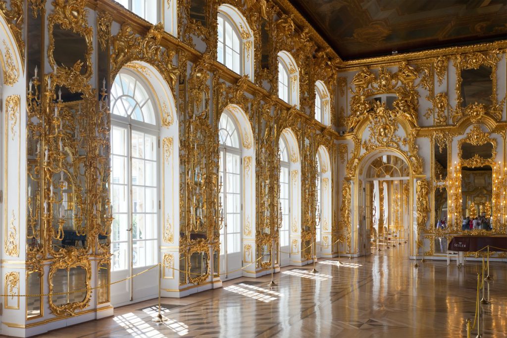 A flamboyant architectural style born in 18th-century France, Rococo architecture transforms space into theatre and ornament into emotion