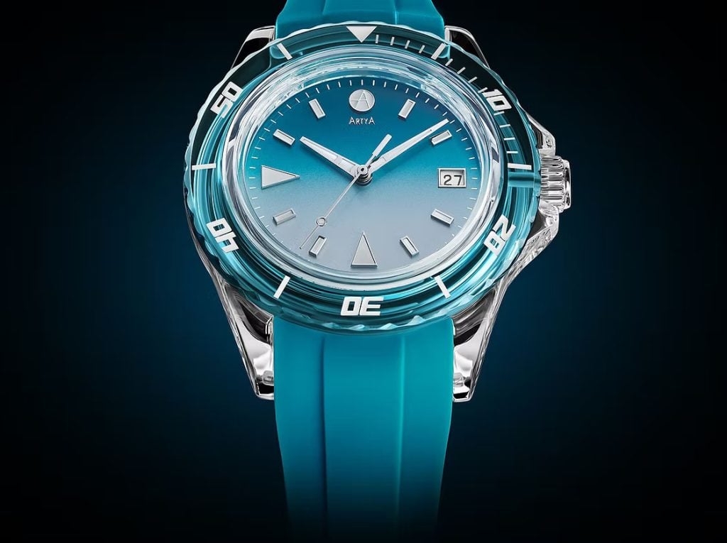 Precision meets innovation in the Artya AquaSaphir Cyan Gradient Cyan Bezel watch