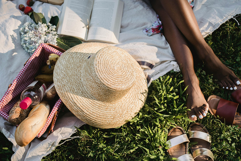 Curated Picnic Setups, picnic checklist, cheese and wine