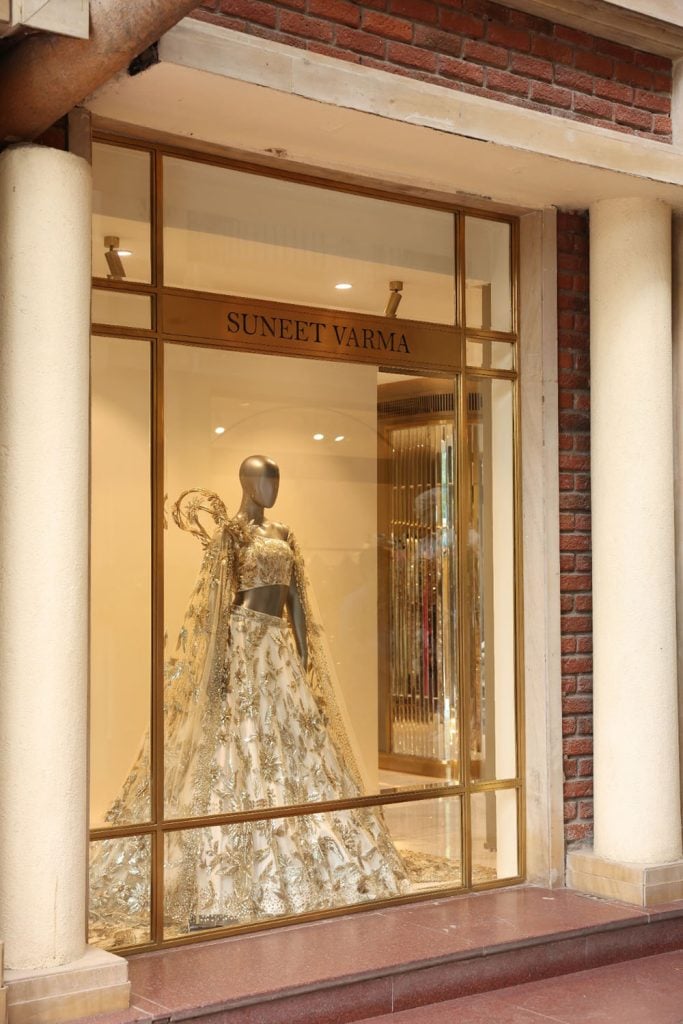 Suneet-Varma intricate threadwork, suneet varma designs