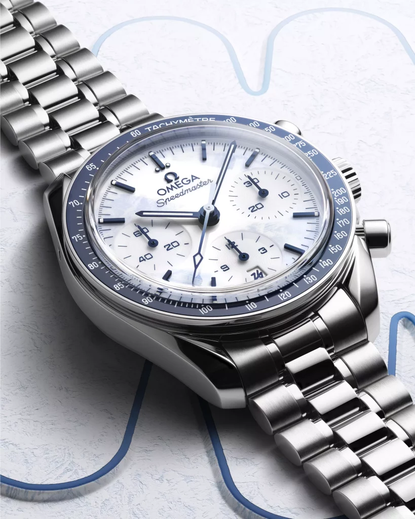 The Speedmaster Milano Cortina 2026 is crafted with a 38 mm case in fully polished stainless steel.