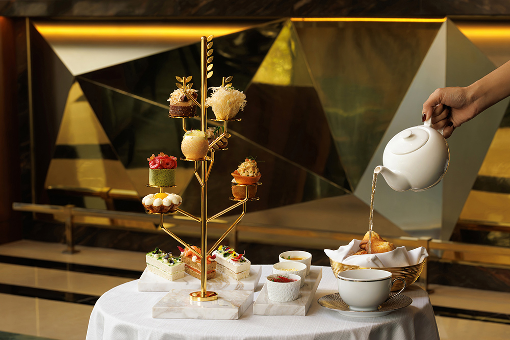 Four Seasons Dubai International Financial Centre,Christmas themed restaurants, Christmas scenic dining spots, Christmas international hotels, Christmas festive brunch,