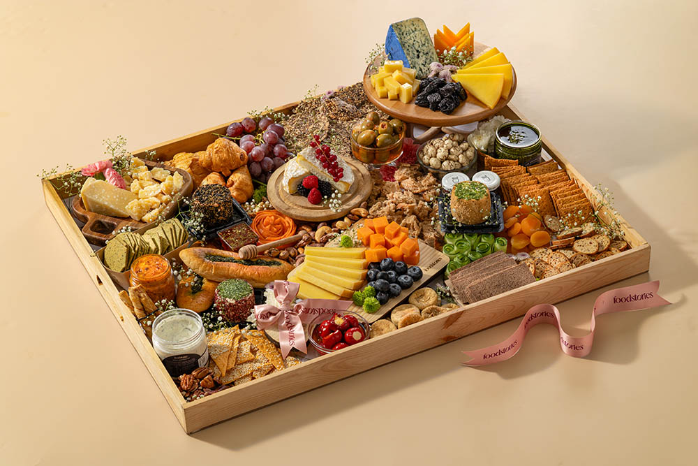 Foodstories, Christmas premium hamper ideas, Christmas handmade gift baskets,Christmas gourmet gift baskets, 