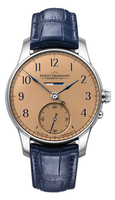 The 41 mm timepiece comes housed in a three-part stainless steel case