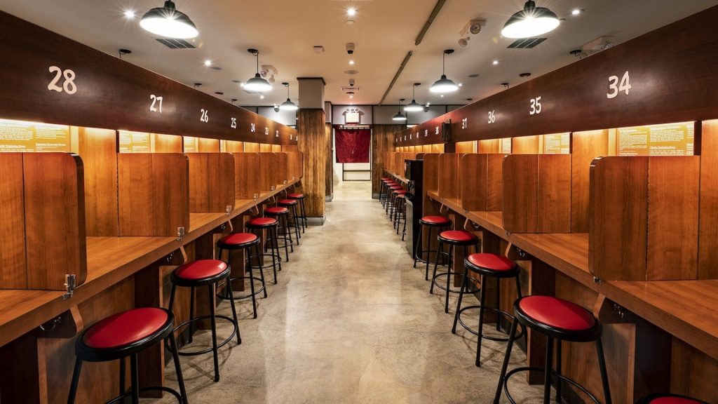 Solo dining culture didn’t suddenly appear—it simmered for years in major cities