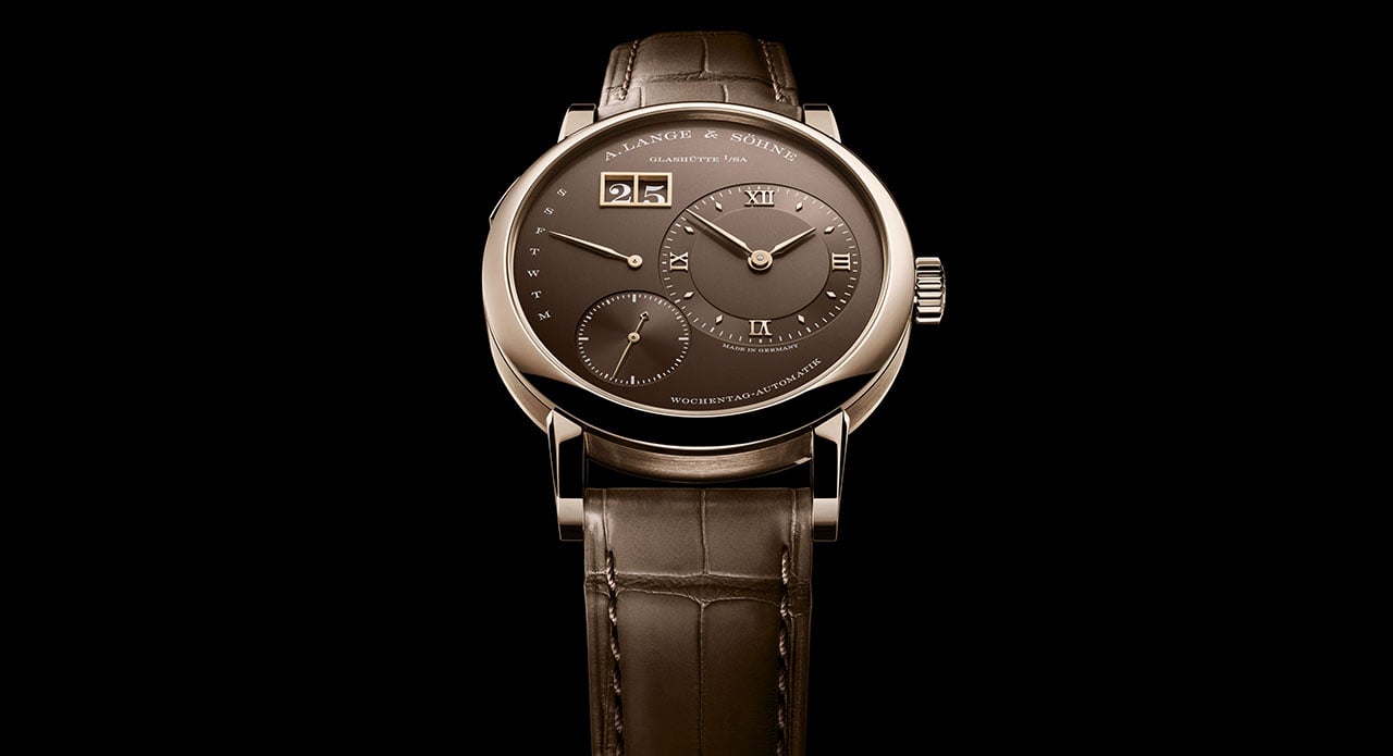 Elegant, technically advanced, and visually distinctive, the DAYMATIC HONEYGOLD stands as a highly recognisable modern classic