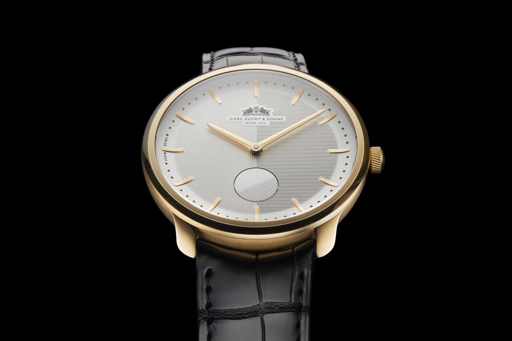  VMF 5401 movement by Swiss high-end mechanical movement manufacturer Vaucher Manufacture Fleurier, featuring a “Côtes de Genève” finishing