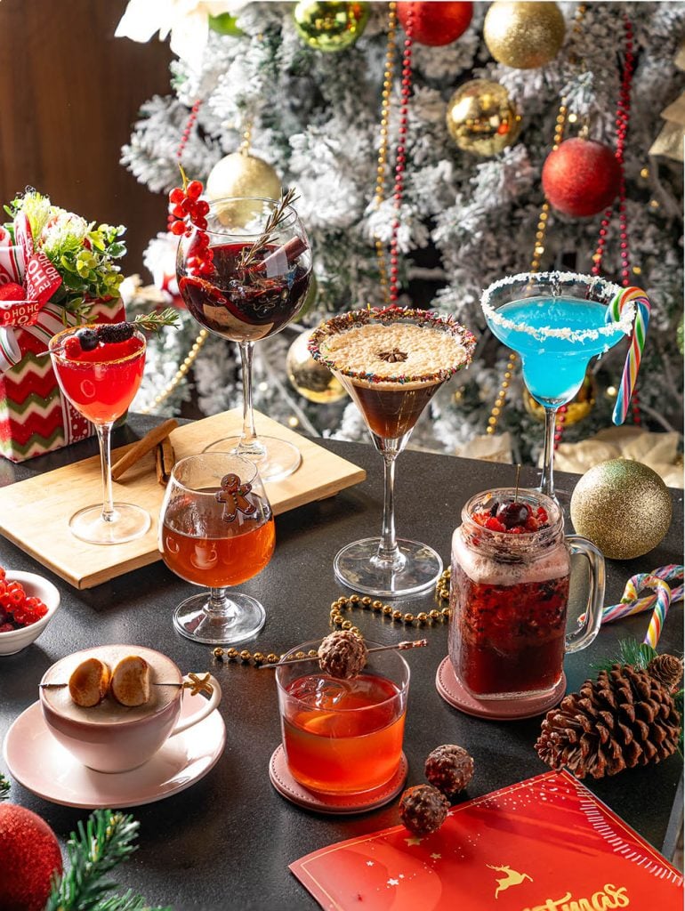 Butterfly High (Mumbai, Pune, Hyderabad), Christmas dining,best Christmas dining,top luxury Christmas dining,Christmas dining in India,