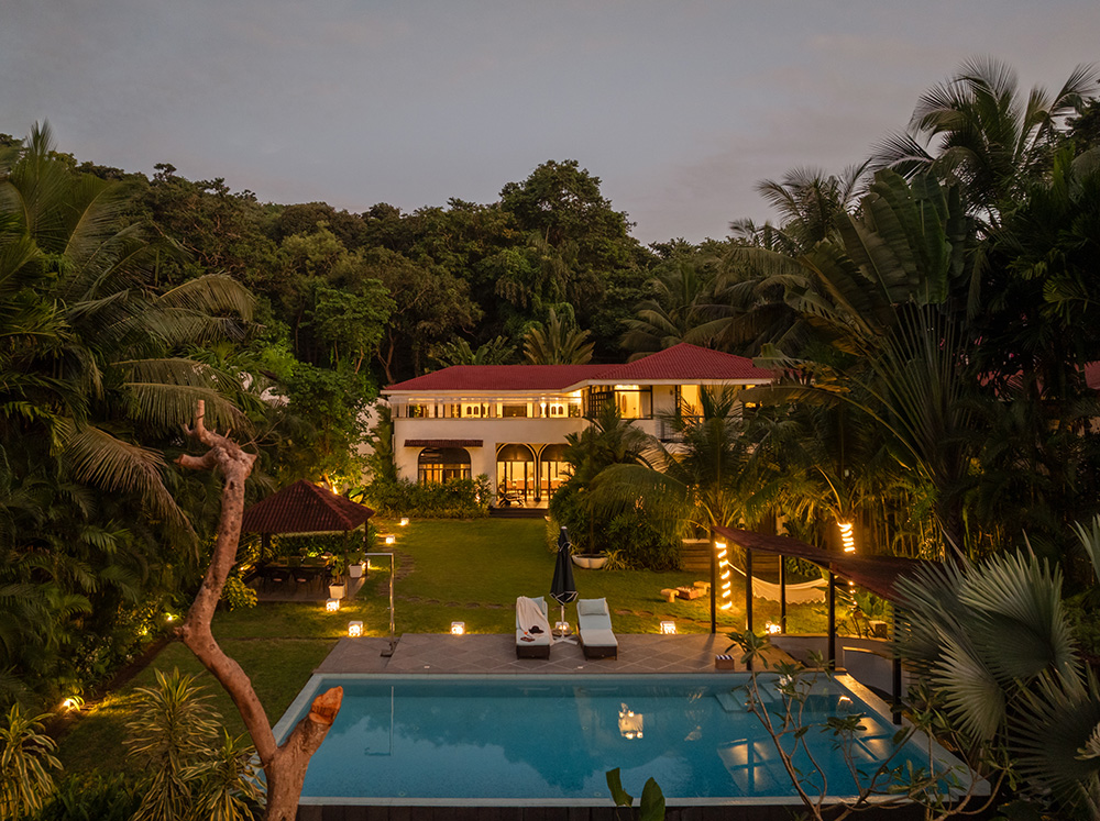 VIRAAM by Reve Escapes