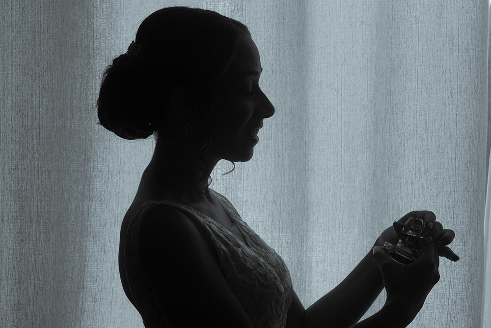 scentcaping, wedding scent design, signature wedding scent, olfactory wedding experience, 