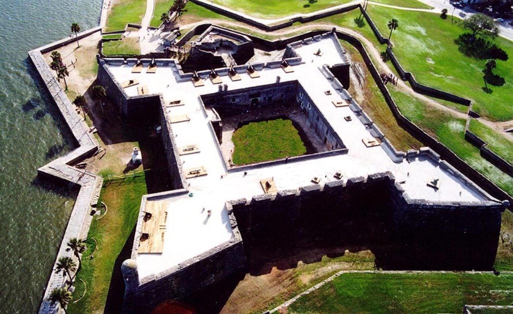 Castillo de San Marcos represents Spanish colonial architecture