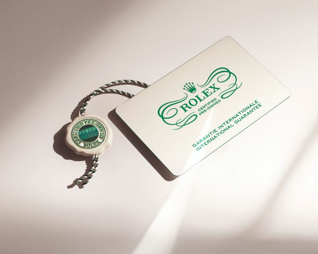 any fakes get this wrong, offering weak magnification or misaligned date wheels