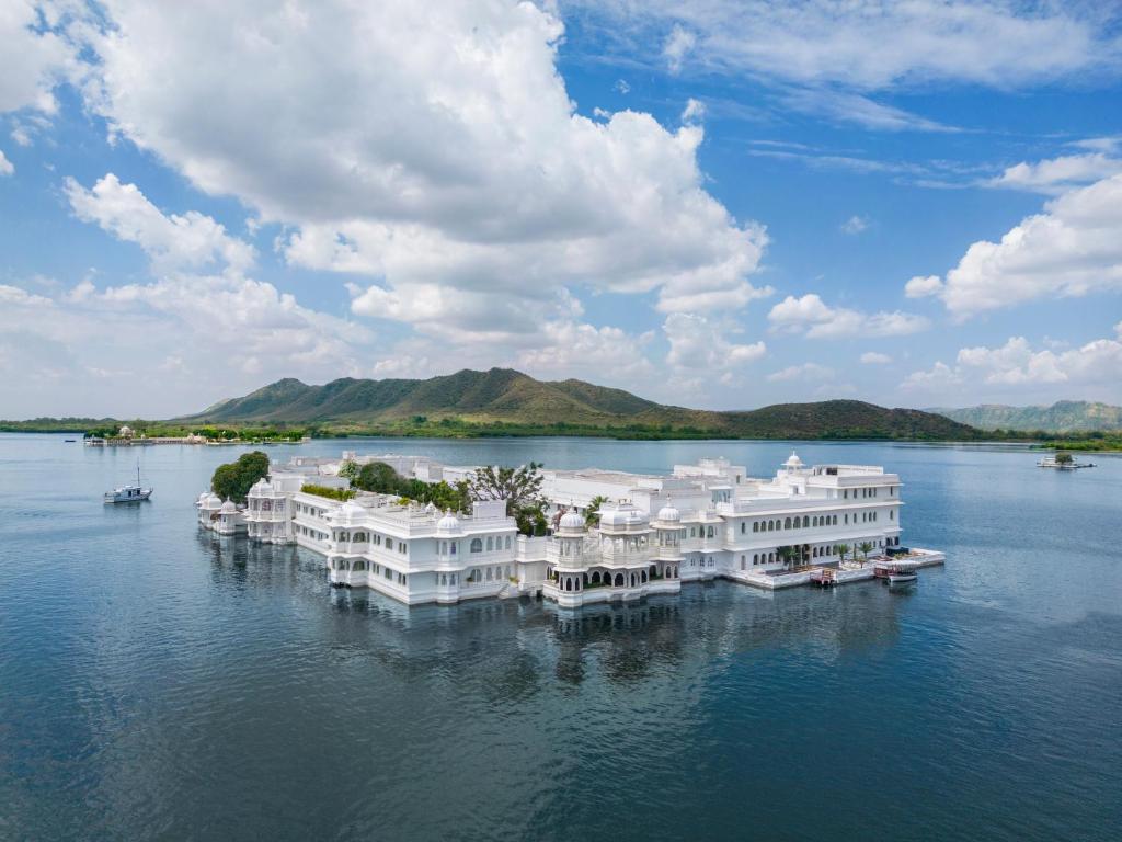 Floating dreamlike on water, the Lake Palace