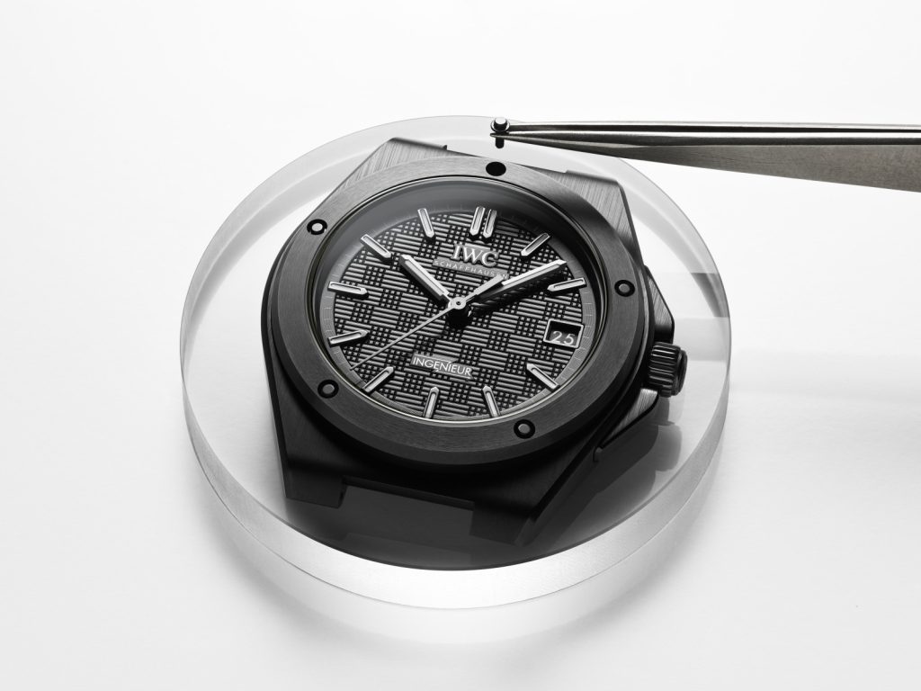 The IWC Ingenieur Automatic 42 in full ceramic