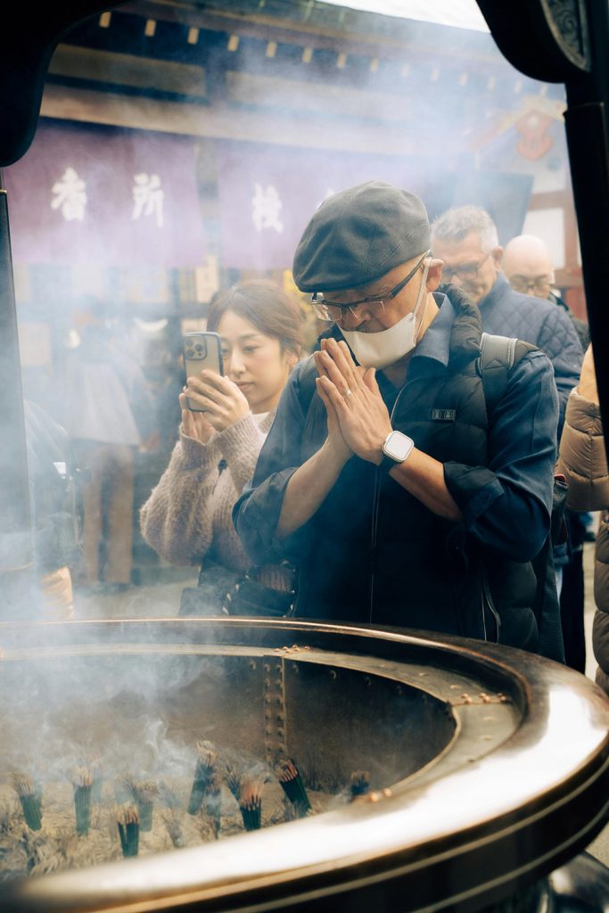 Cultural Ritual At Senso-ji Temple, Tokyo, Japan travel guide, Japan holiday, Japan vacation packages, best time to visit Japan, Senso-jishrine crowd, Senso-ji priests, Senso-ji ritual