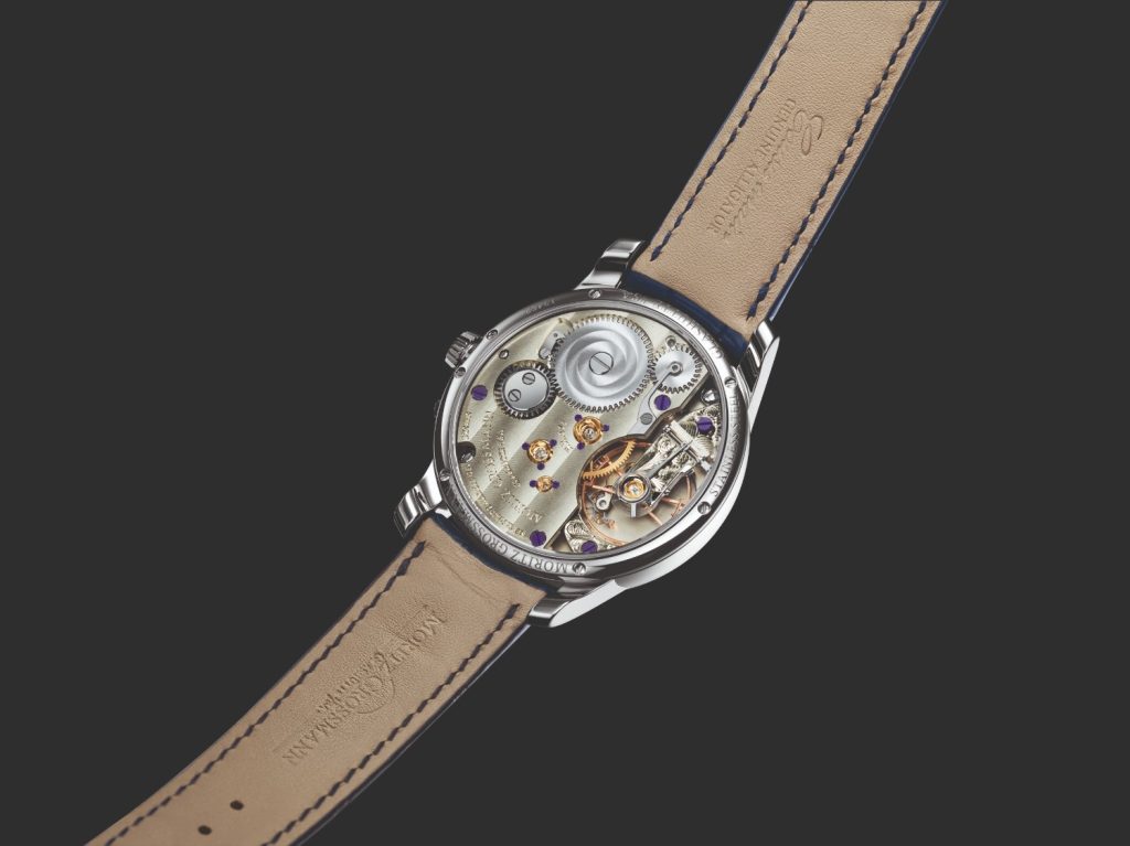 There is no rotor spinning invisibly in the background, no mechanical freeloading off the movement of your wrist