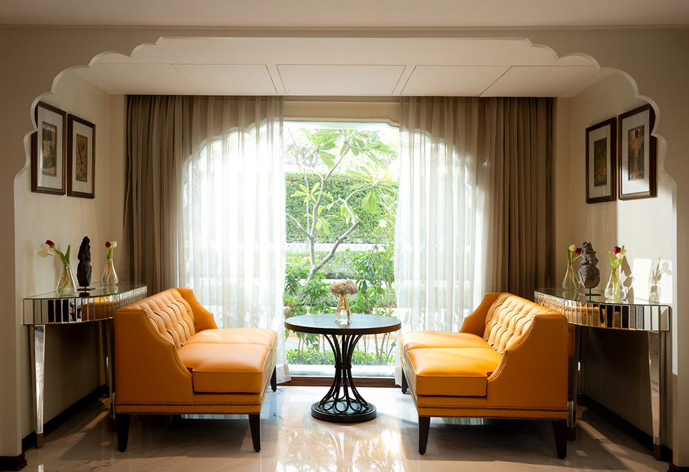 The Peacock Lounge leela jaipur, the peacock lounge food leela palace jaipur,Leela Palace Jaipur restaurants, Leela Palace Jaipur dining, Leela Palace Jaipur interior, 