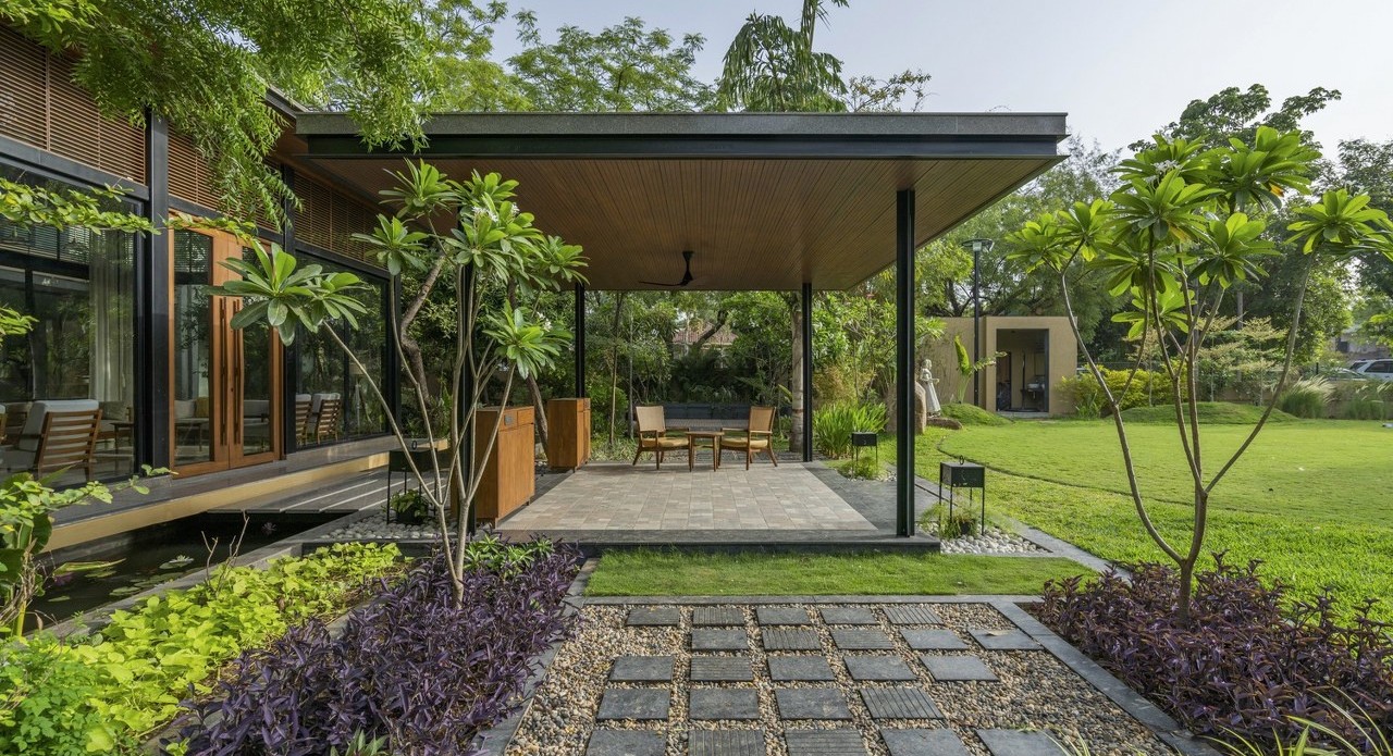 Why Courtyards Are Making A Comeback In Contemporary Architecture