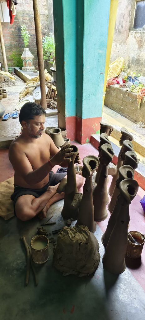 Artisan at work in Panchmura, Kolkata delights, Kolkata to Godkhali, Hotel Sonar Bangla Sundarbans,