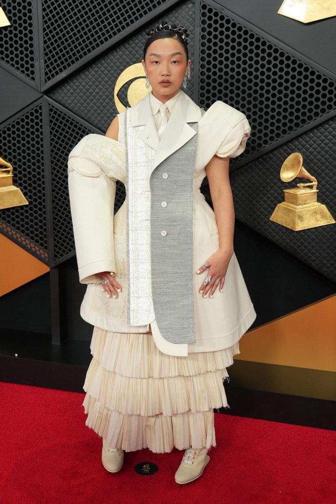 Audrey Nuna In Thom Browne,Grammy 2026 best red carpet looks,best dressed celebrities 2026 Grammys,k pop demon hunters audrey nuna