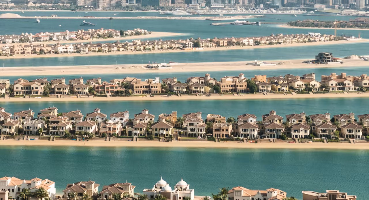 Why Quiet Billionaire Neighbourhoods Are The New Address Of Global Wealth