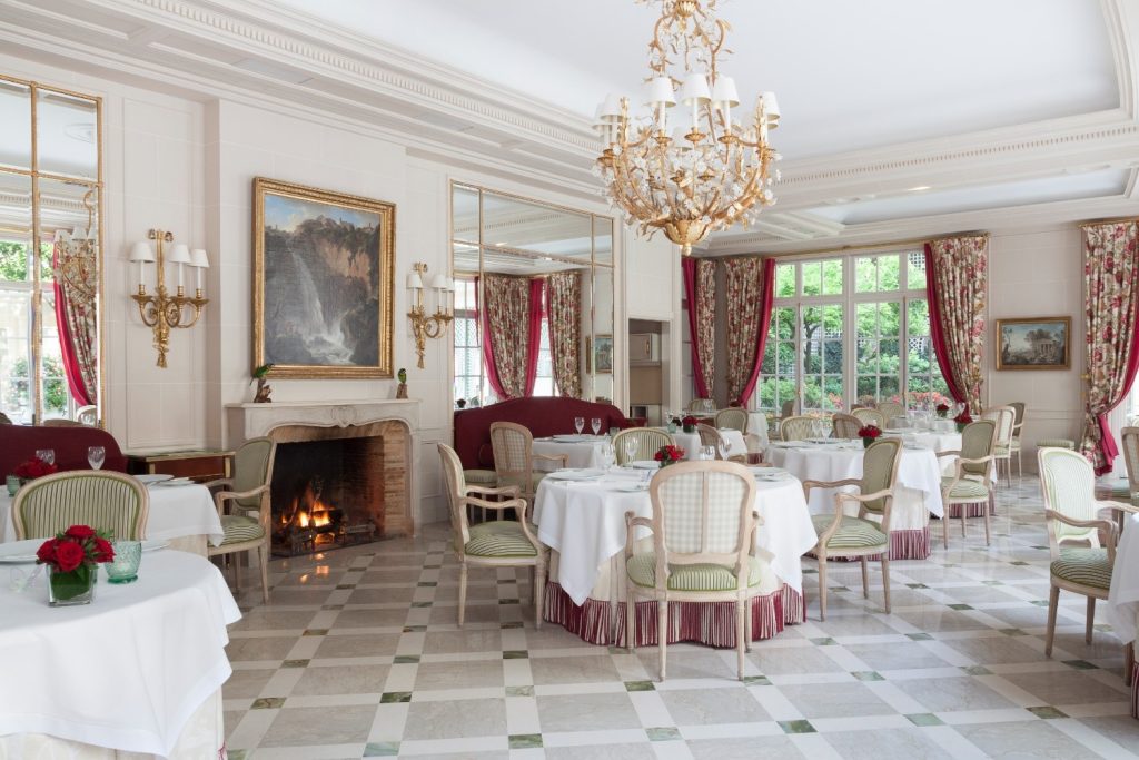 Le Bristol Paris, Valentine’s Day dining worldwide,best Valentine’s Day restaurants,