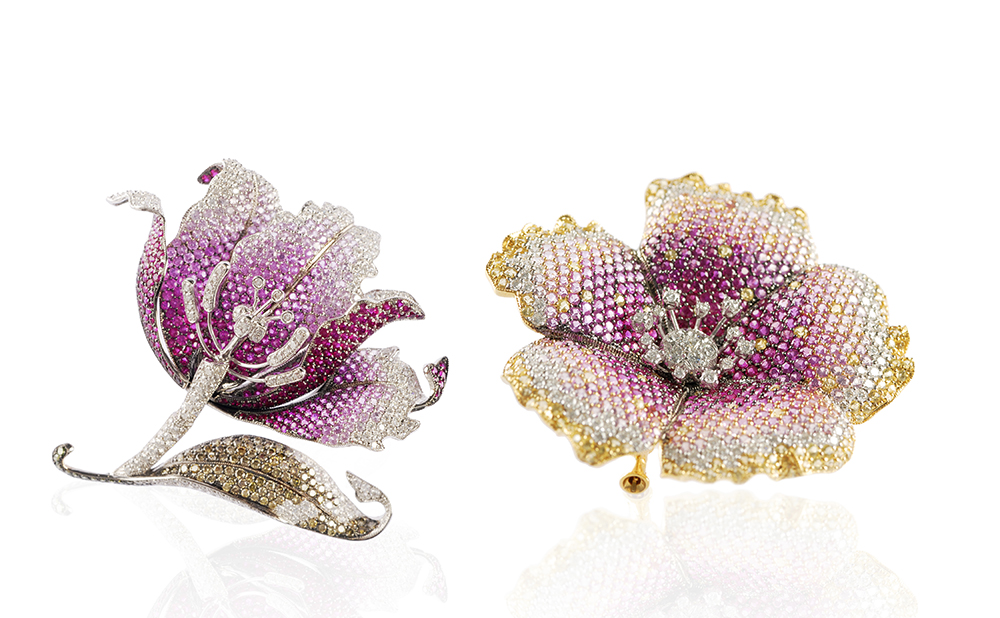 Leaf brooch on white background, brooch retro chic, brooch bold colors, brooch mixed metals, brooch statement collar, brooch blazer pin,