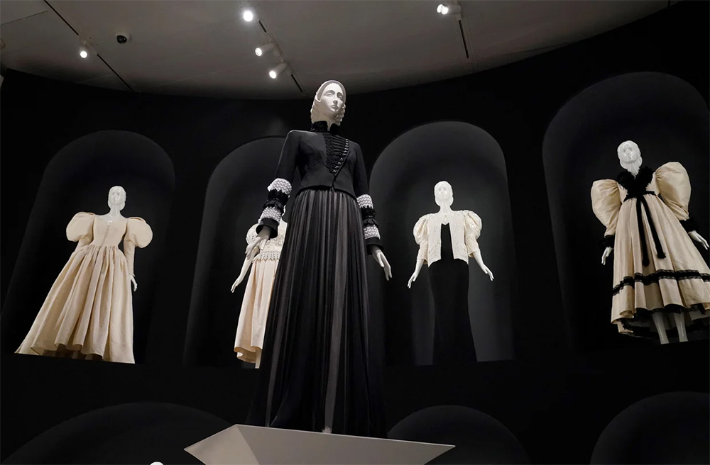 MUSUEM EXHIBIT, Met Gala theme meaning,Met Gala theme inspiration, Met Gala 2026 celebs attending,Met Gala 2026 who is coming,