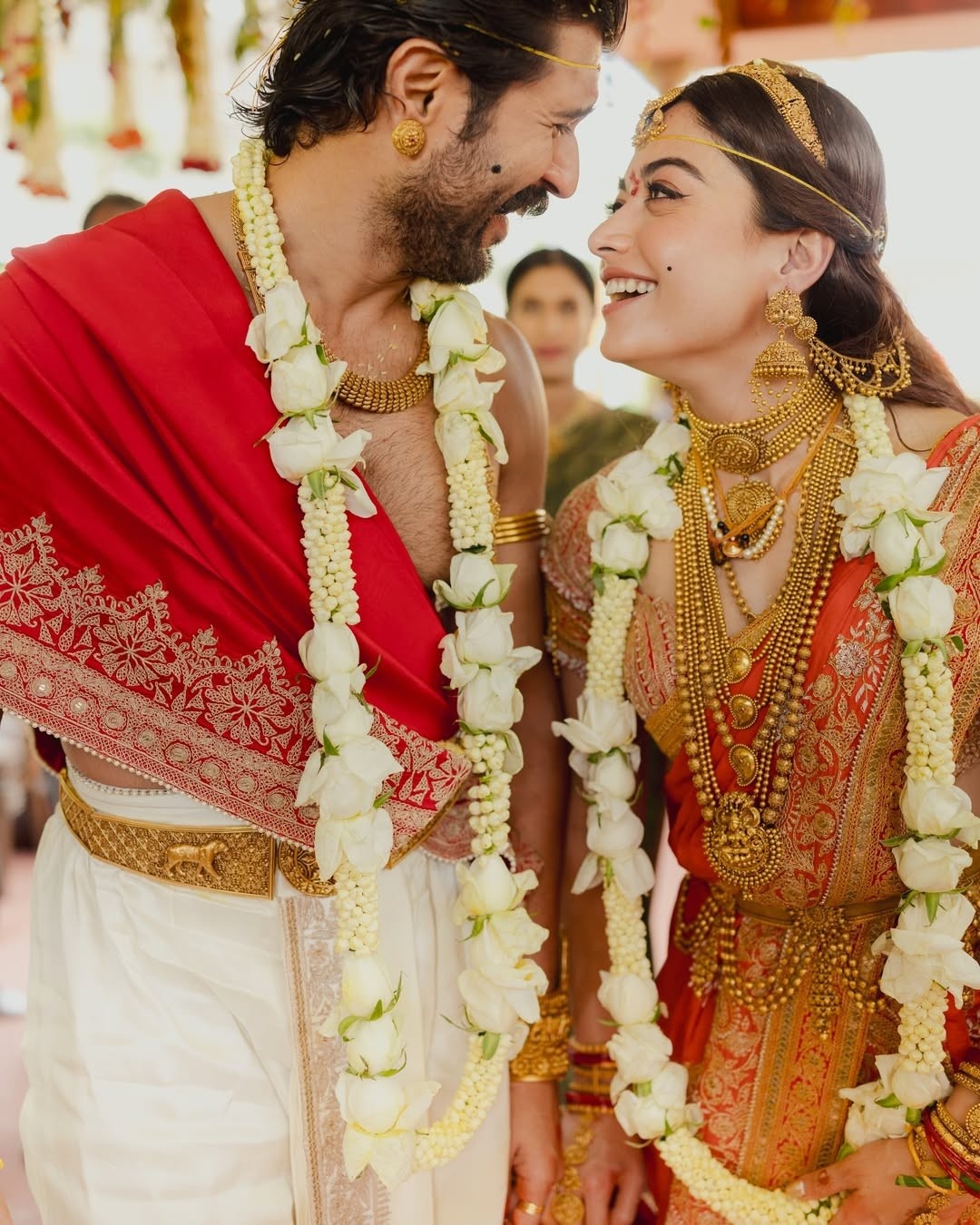 Virosh wedding pictures,Virosh wedding decoration themeVijay Deverakonda wedding outfit,Vijay Deverakonda groom look,