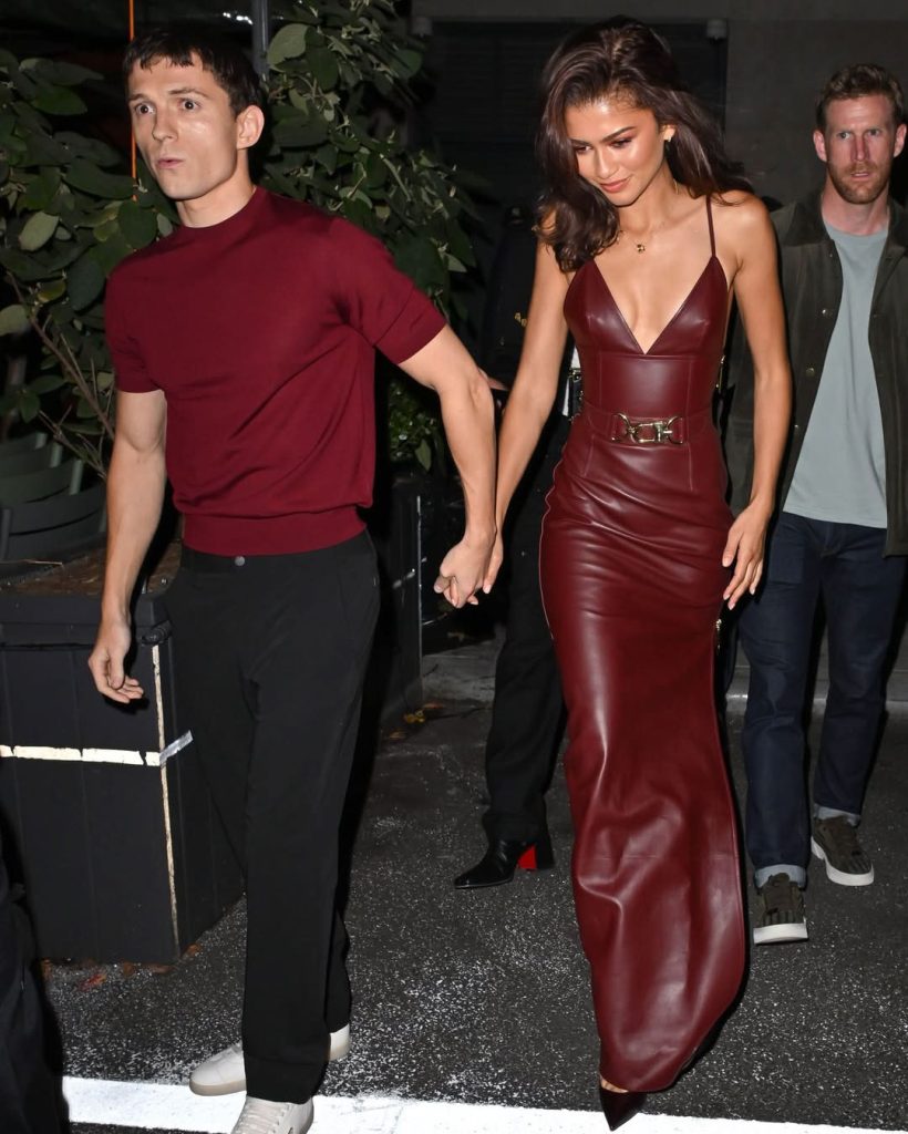 Zendaya And Tom Holland, om Holland girlfriend,Zendaya engagement news,celebrity wedding rumors,Hollywood secret wedding,Spider-Man co-stars relationship,Zendaya white wedding dress,