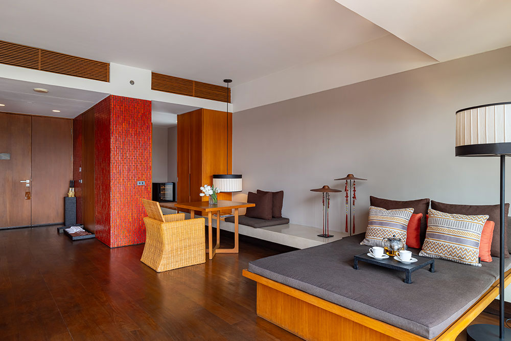 Chiang Mai travel itinerary,northern Thailand travel guide,Chiang Mai temple tour,Chiang Mai nature and mountains,Chiang Mai peaceful destinations,