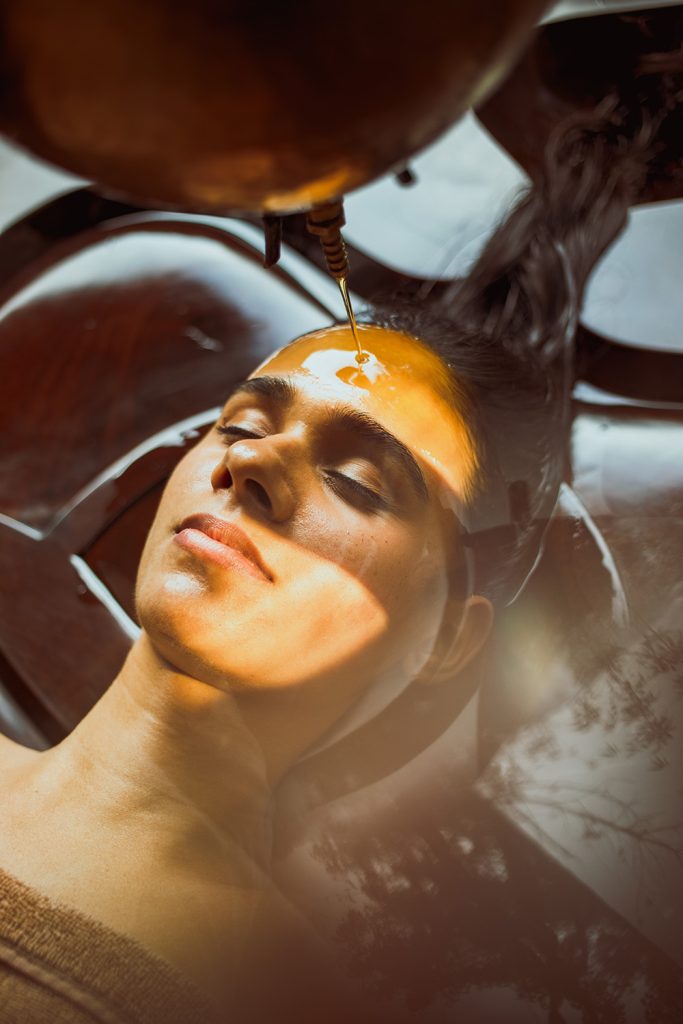 A Shirodhara treatment at Dharana