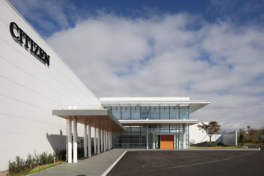 The Miyota 9015 has earned a reputation for durability and serviceability. Its construction prioritises mechanical robustness