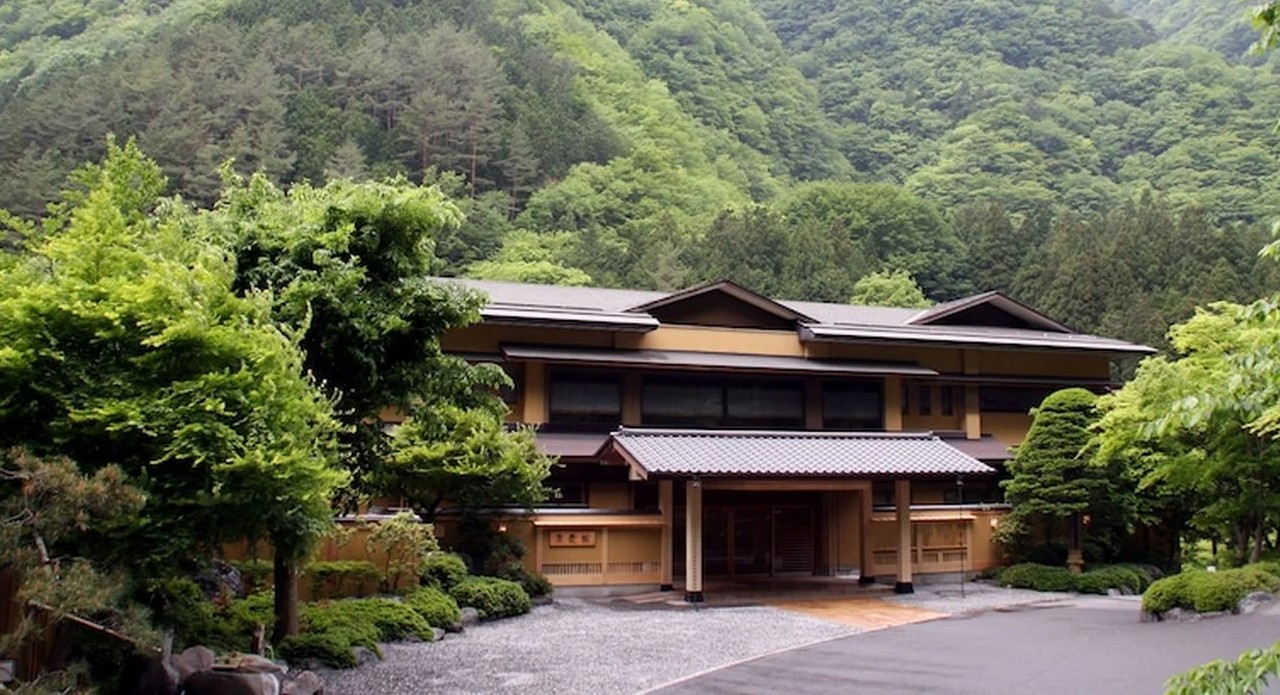 World’s Oldest Hotel: How Japan’s Nishiyama Onsen Has Been Run By The Same Family Since 705 CE